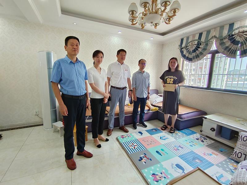 慰問困難職工 - 副本.jpg